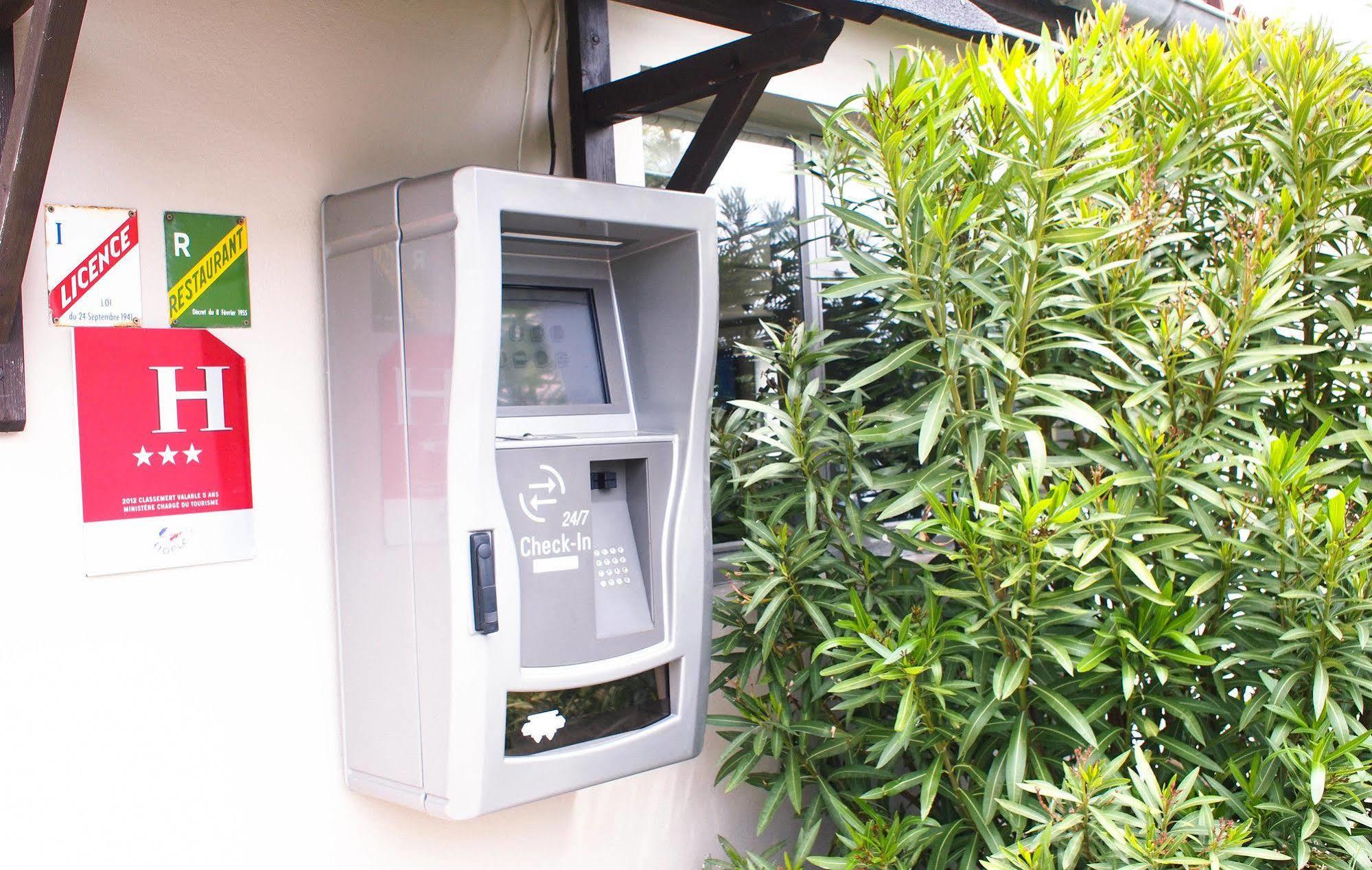 Hotel Inn Design La Rochelle Exterior photo